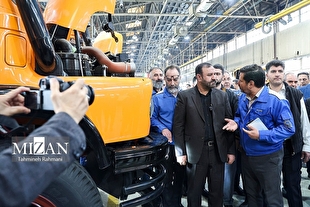 بازدید دادستان عمومی و انقلاب تهران از شرکت ایران‌خودرو دیزل