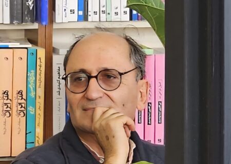 آتش هیرکانی و آتش وطن‌گریزی