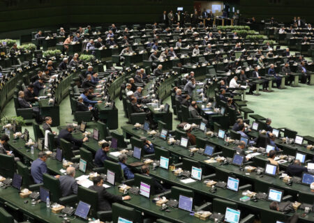 آغاز بررسی عملکرد دولت در اجرای برنامه هفتم در مجلس