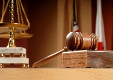 اجرای حکم قصاص قاتل پزشک یاسوجی در ملاءعام/ ضبط وثیقه شبنم نعمت زاده/تشکیل پرونده قضایی برای منتشرکنندگان ادعای پیدا شدن پیکرهای مجهول‌الهویه درسدکرج