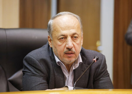 ابلاغ ساعت کاری ادارات کشور در فصل زمستان/ لزوم خدمات رسانی حمل و نقل عمومی متناسب با ساعات کاری