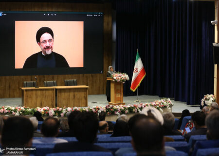 اصلاح‌طلبی باید از قدرت فاصله گیرد! / جزئیات نامه مهم جبهه اصلاحات به مسعود پزشکیان؛ مردم ممکن است از اصلاح‌طلبان ناامید شده باشند اما …