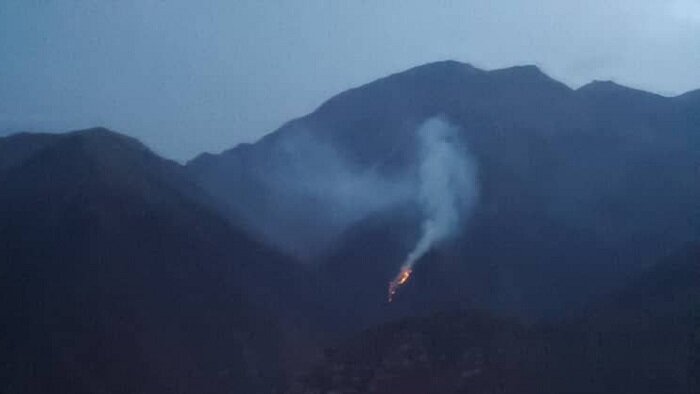 اعزام پنج فروند بالگرد و یک فروند هواپیمای ایلوشن برای مهار آتش سوزی الیت