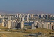 بارگذاری بی‌پایان جمعیت در شهری بی‌رمق