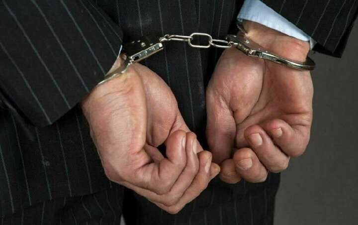 بازداشت ۳ کارمند شهرداری و یک عضو شورای این شهر