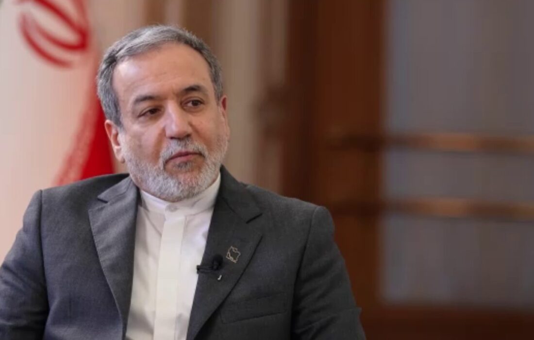 ببینید | اولویت ایران در سیاست خارجی چیست؟ / جمله جالب عراقچی: مرزی که از آن کالا رد میشود، سرباز رد نمیشود