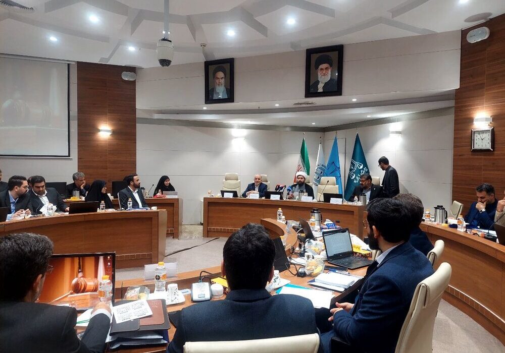 با فقدان قانون در زمینه رمزارزها مواجه‌ایم/ تهیه لایحه رمز ارزها  شروع شده است