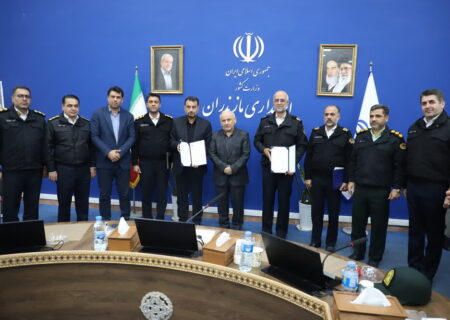 تفاهم‌نامه اجرایی شماره‌گذاری ویژه خودروهای پلاک منطقه آزاد در مازندران امضا شد 