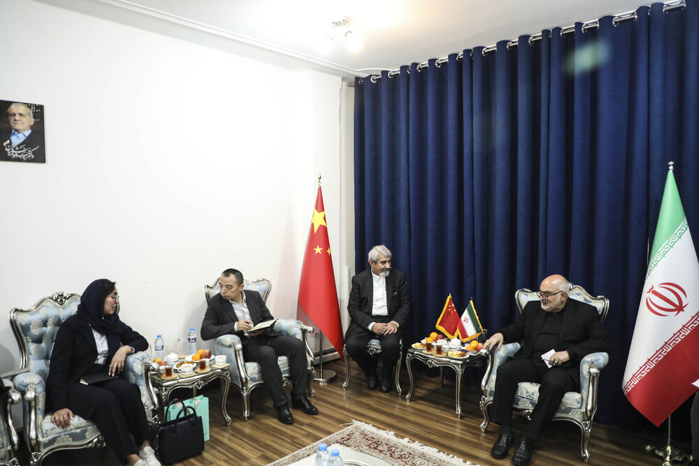 جمع‌آوری فلرها و توسعه نیروگاه‌های خورشیدی نسل جدید در دستور کار است