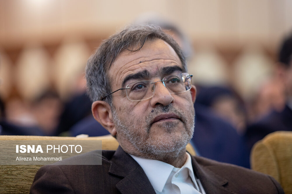 جهاد دانشگاهی نهادی فرهنگی و پژوهش‌محور است / حمایت از نسل جدید پژوهشگران با آیین‌نامه کار دانشجویی