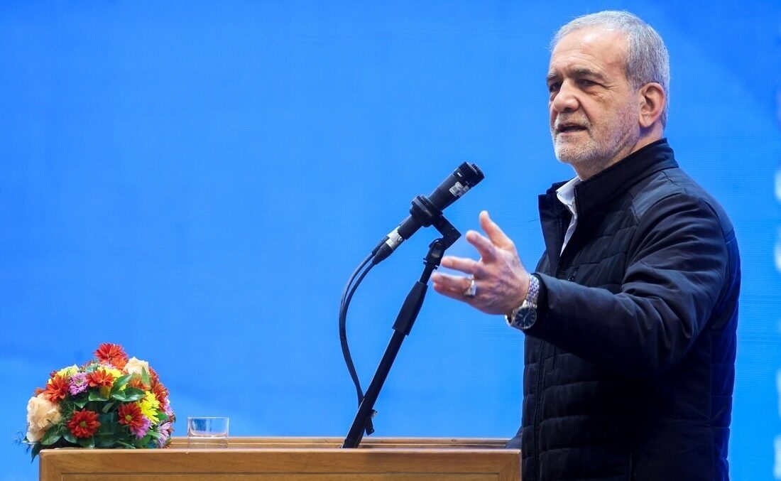 حمله تند روزنامه اصلاح طلب به پروژه وفاق پزشکیان/ دولت به آدمهای کاردان نیاز دارد و آدم کاردان را با وفاق منصوب نمی کنند