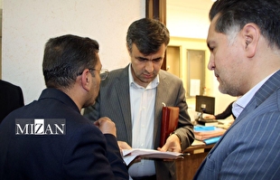 دادستان مرکز استان فارس برای بررسی اطاله دادرسی و موجودی پرونده‌ها از دادسرای ناحیه ۲ شیراز بازدید کرد