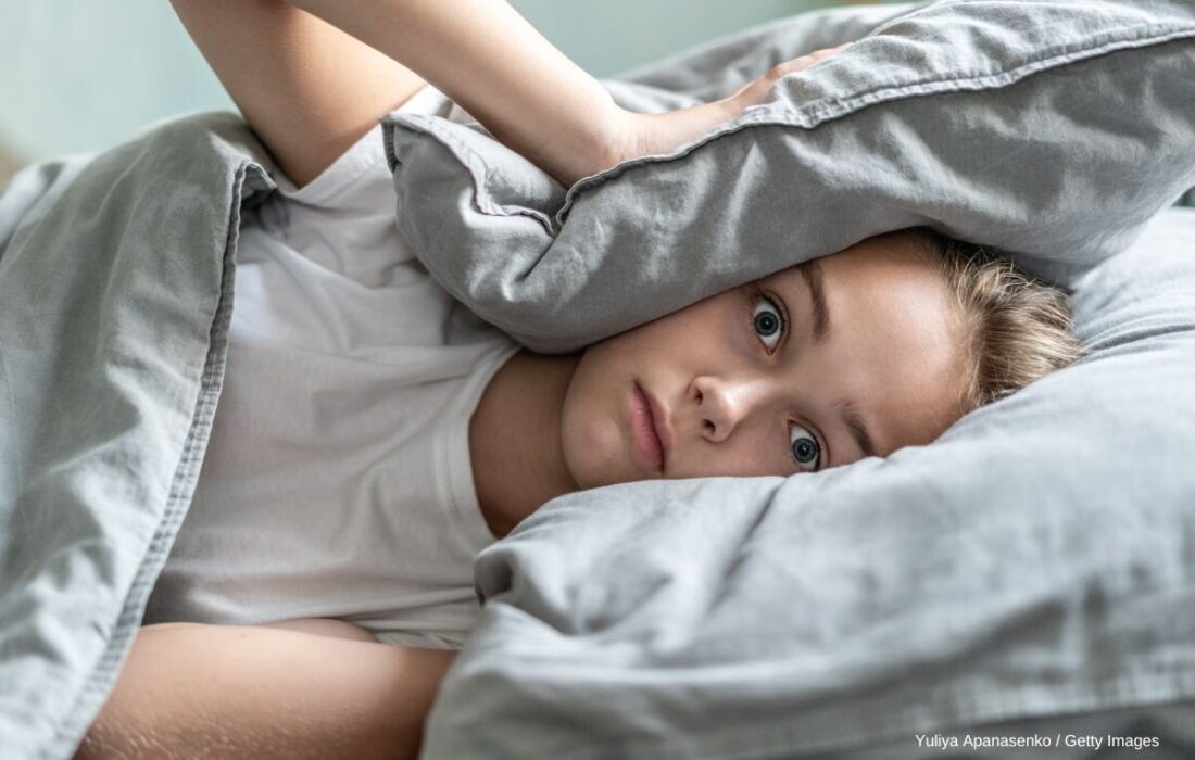 دلیل کم‌خوابی و پرخوابی از دیدگاه طب سنتی/ برای به خواب رفتن، این نواحی را با روغن ماساژ دهید