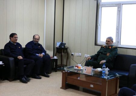 دیدار مدیرعامل شرکت فولاد خوزستان و هیات همراه با فرمانده سپاه حضرت ولی‌عصر (عج)