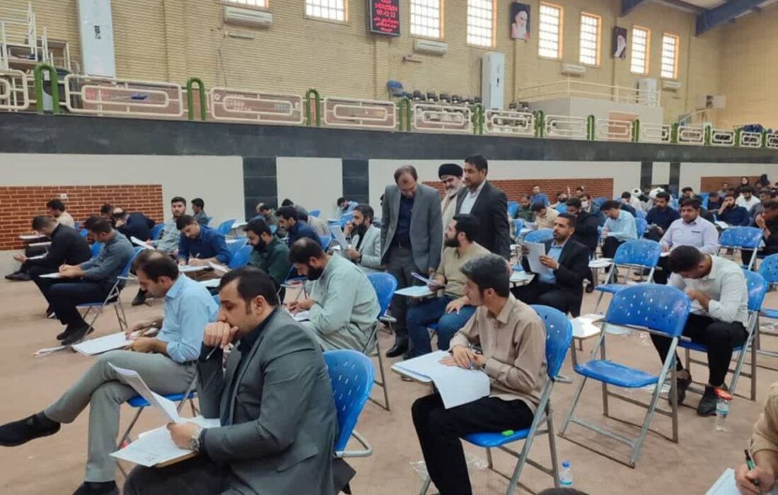 رئیس کل دادگستری خوزستان از روند برگزاری آزمون جذب عمومی منصب قضا بازدید کرد