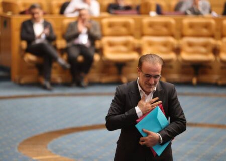 رئیس‌زاده رئیس‌کل سازمان نظام پزشکی ماند