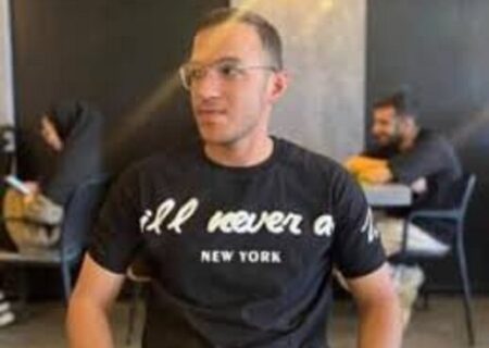 روزنامه جمهوری اسلامی: خودسوزی جوان اهوازی، دستمایه دعواهای جناحی استان شد/ مخالفن شهردار،تندروها هستند