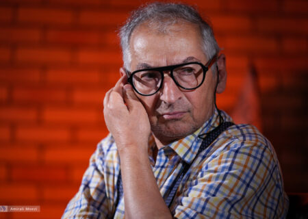 زیبا کلام: مناصب دولت نباید مانند گوشت قربانی بین تندروها توزیع شود/ وضعیت فعلی کشور خروجی حضور تندروها در سمت های مدیریتی است