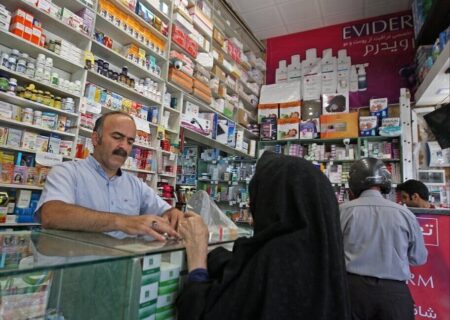 سخنگوی کمیسیون بهداشت مجلس: تا سه ماه آینده با بحران کمبود مورفین و داروهای کدئین دار مواجه خواهیم شد