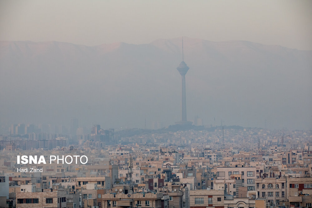 شاخص هوای ۲ منطقه تهران «بسیار ناسالم» شد