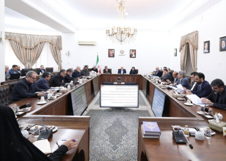 عارف: ایران بهترین مسیر ترانزیتی برای کشورهای محصور در خشکی است