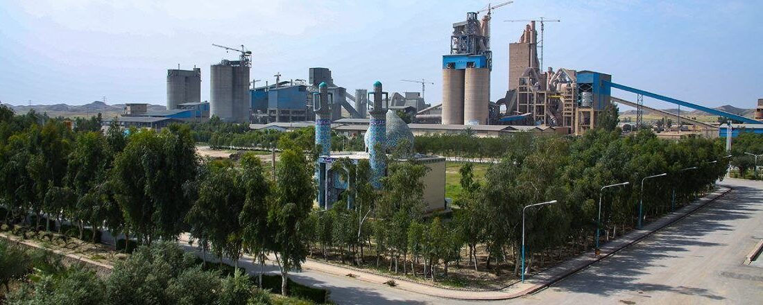عملکرد موفق مدیر عامل شرکت سیمان خوزستان در مسیر توسعه و تولید در نیم‌سال اول سال ۱۴۰۴