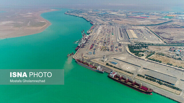 فاز نخست طرح توسعه بندرامام در حال پیشرفت است/ ۱۰ میلیون تن به ظرفیت بندر افزوده میشود