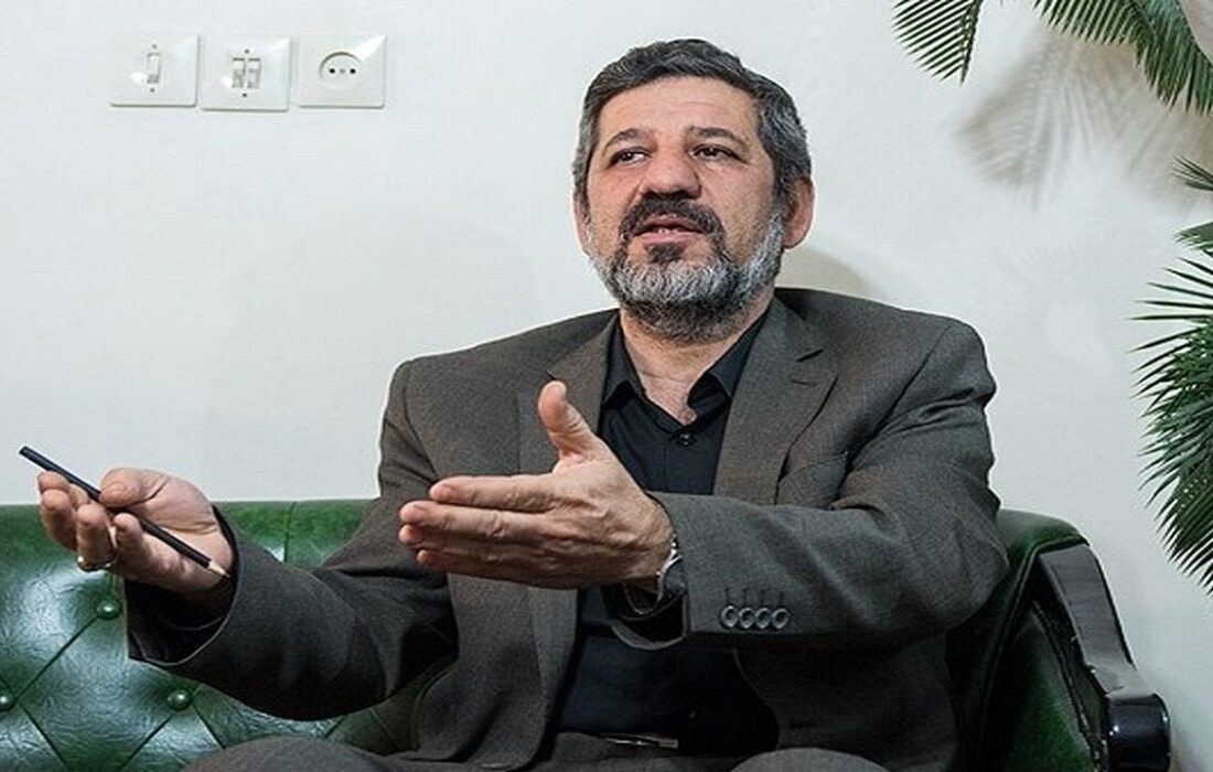 فعال اصولگرا : احمدی‌نژاد می‌خواست با بلدوزر همه‌چیز را خراب کند تا امام زمان بیاید بسازد/ او تشکیل تیم داد اما بدون هماهنگی، در تضاد افتادند