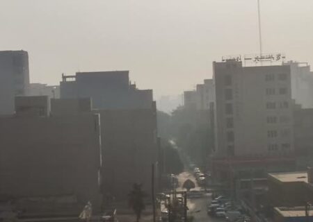 فلرهای نفتی همچنان می‌سوزند؛ وعده‌های دیپلماتیک جایگزین هوای پاک در خوزستان