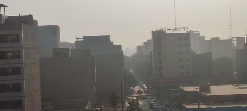 فلرهای نفتی همچنان می‌سوزند؛ وعده‌های دیپلماتیک جایگزین هوای پاک در خوزستان