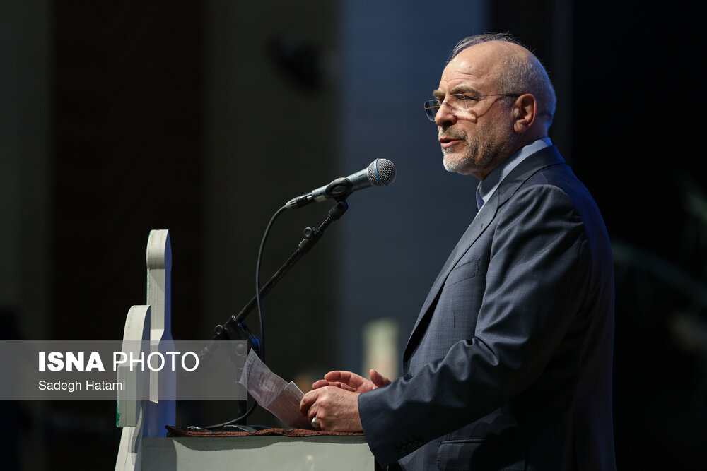 قالیباف: با نگاه جهادی می توان بسیاری از آسیب های اجتماعی را حل کرد