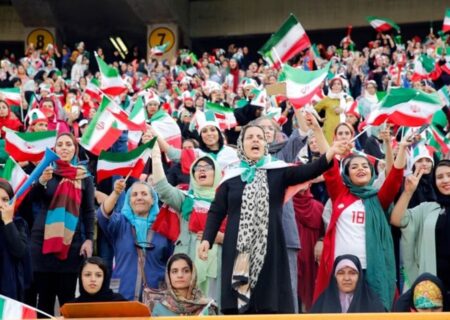 مجوز حضور بانوان در ورزشگاه تختی آبادان صادر شد