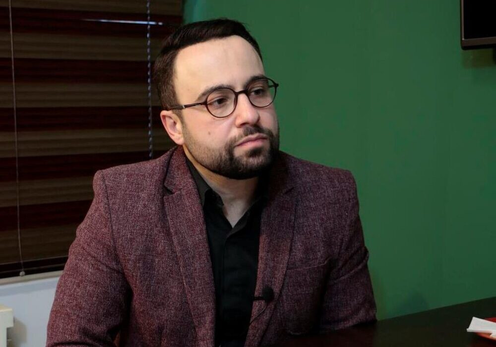 محمدرضا جلایی‌پور: مواضع فواد شمس شبیه ممدانی بود، اما حتی کارمند شهرداری کرج نشد / او قربانی تبعیض و بی‌عدالتی شد