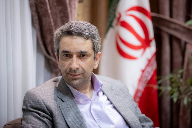 معاون ارتباطات دفتر رئیس‌جمهوری: پزشکیان برای منافع ملی لحظه‌ای دریغ نمی‌کند