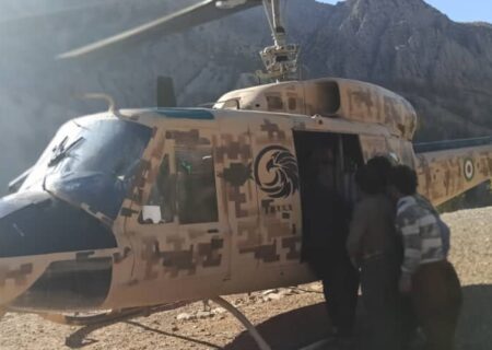 نجات جان یک شهروند از اعماق کوهستان‌های اندیکا با بالگرد اورژانس هوایی مسجدسلیمان