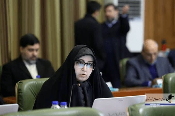 نرجس سلیمانی خطاب به زاکانی: هنوز دیر نشده، امروز هم میتوانید استعفا دهید