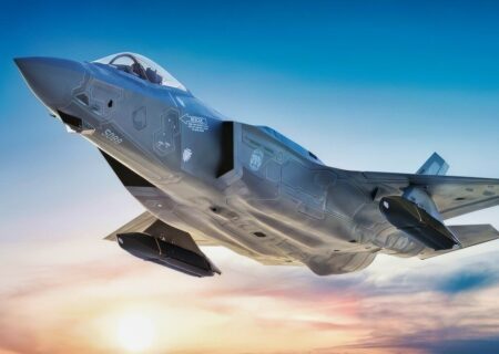 هدف اسرائیل از به پرواز دراوردن هواپیماهای خود در مرزهای ایران چیست؟