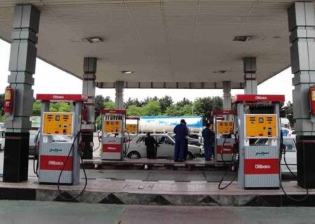 واکنش طباطبایی به شایعه گرانی بنزین؛ دروغ نگویید