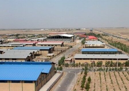 وزیر کار: مشکلات واحدهای تولیدی کشور توسط کمیته ویژه دولت رصد می‌شود