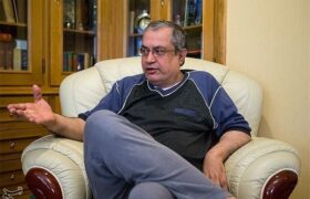 وضعیت وخیم سیاست از نظر سعید حجاریان/ جریان‌های سیاسی کشور با وضعیت «بی‌آرمانی» مواجه شده‌اند