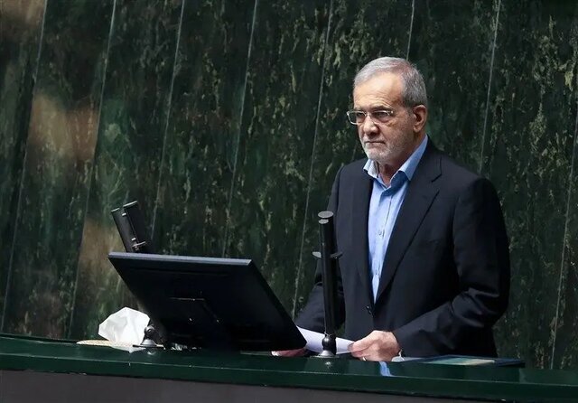 پزشکیان در مجلس: زمان جنگ واهمه داشتم خدایی نکرده اتفاقی برای رهبری رخ بدهد/ نیرویی به نهاد ریاستجمهوری اضافه نکردیم