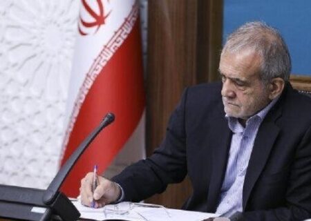 پیام تسلیت رییس جمهور در پی درگذشت مادر شهیدان معینی نجف آبادی