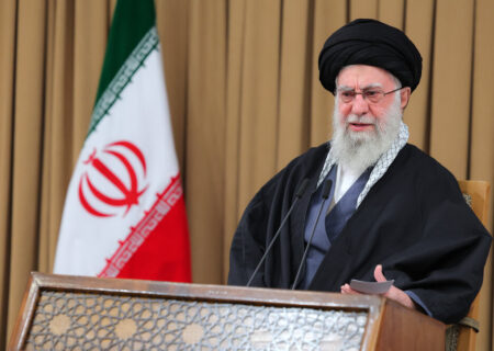 پیروزی ملت ایران بر دشمنان؛ بازتاب بیانات رهبر انقلاب در رسانه‌های جهان