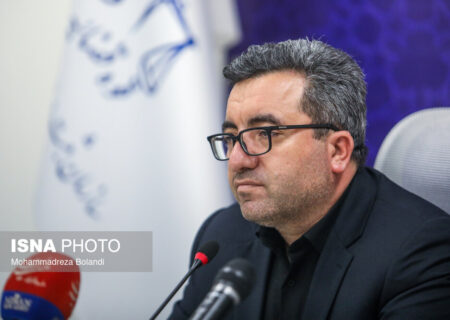 ۷ میلیون سند دفترچه‌ای در دست مردم است که باید به سند تک‌برگ تبدیل شود