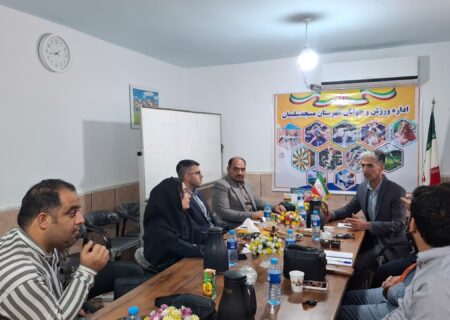 تصرف اماکن ورزشی و بلاتکلیفی مالی هیئت‌ها؛ چالش‌های ورزش مسجدسلیمان در گفت‌وگو با رئیس اداره ورزش