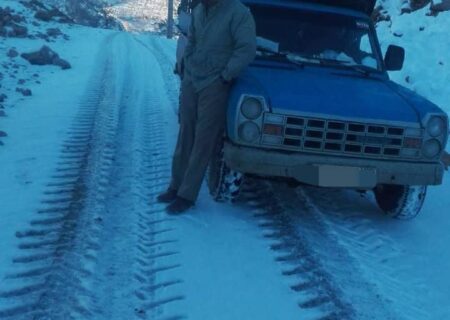 سیاه‌ترین شبِ روستاهای “کمفه”؛ محاصره در برف، محرومیت از نور، گرما و درمان