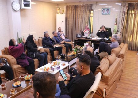 آغاز فصل جدید همکاری: فرمانده جدید پلیس مسجدسلیمان با در آغوش کشیدن رسانه‌ها، بر شفافیت و امنیت محله‌محور تأکید کرد