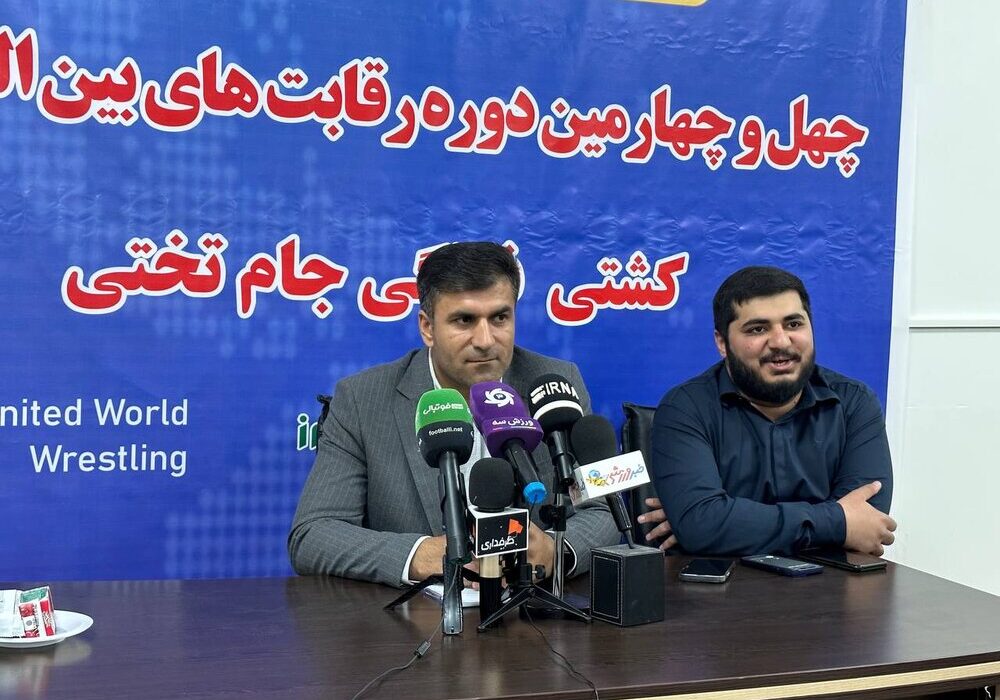 برای میزبانی مسابقات کشتی فرنگی صنایع نفتی خوزستان پای کار آمدهاند/ سالن استاندارد نداریم