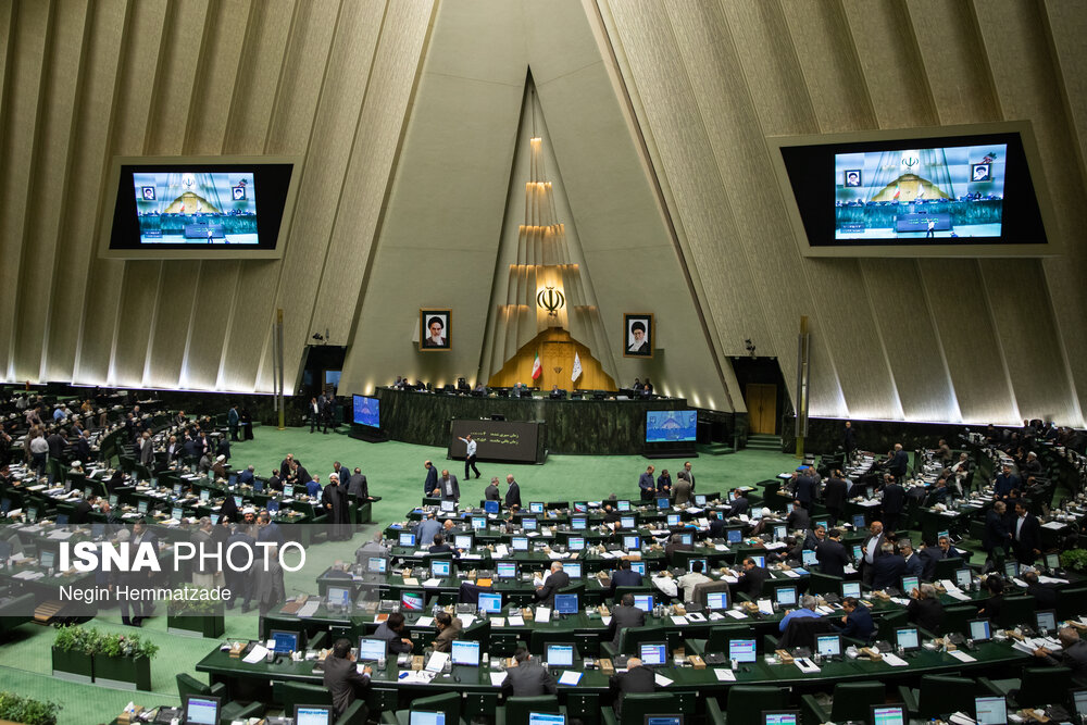 بررسی علل آتش‌سوزی جنگل‌های هیرکانی و سوال از وزیر نیرو در دستور هفته جاری مجلس