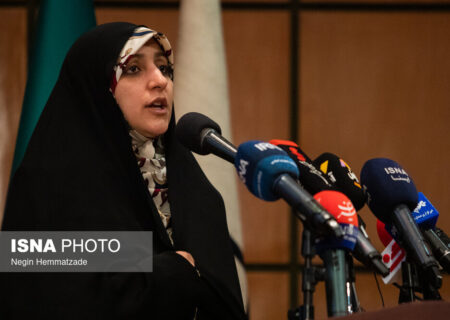 بهروزآذر: نگاه جنسیتی در سیاست‌گذاری‌ها باید دخیل شود